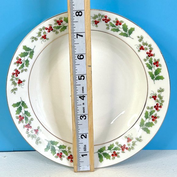NEW Gibson Everyday China CHRISTMAS CHARM Holly Berry 8" Soup Salad Bowl - Picture 3 of 6
